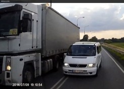 Dlaczego Polacy używają kamerek i donoszą na policję? Zobacz dowody na filmie