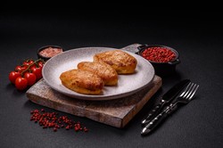 W PRL był podawany w barach i restauracjach. Kotlet pożarski wraca do łask