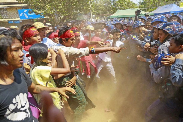 MYANMAR-STUDENTS/