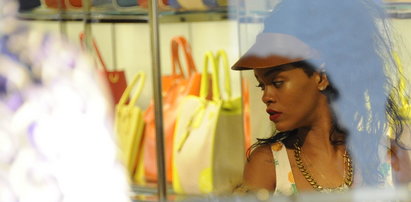 Rihanna na zakupach we Włoszech. Dobrze się bawiła?