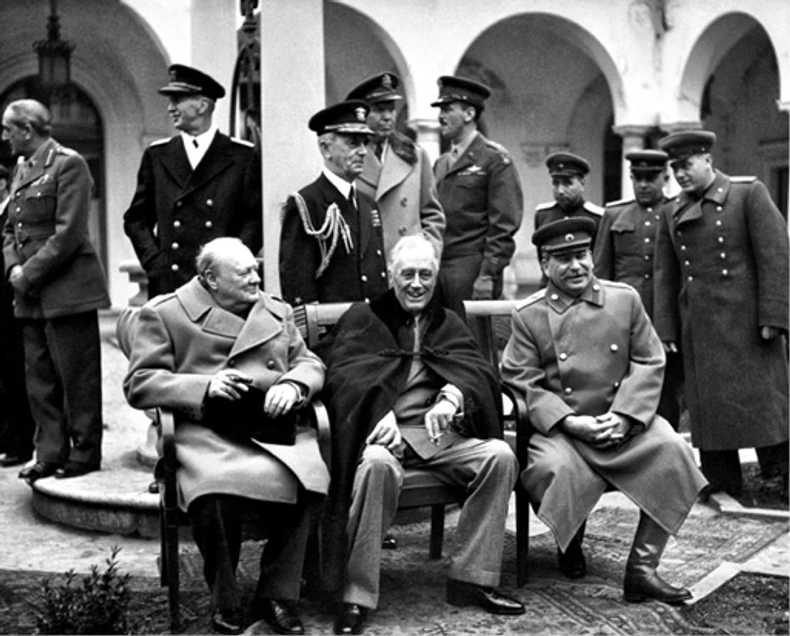 Dani u kojima je rešavana sudbina sveta: Vinston Čerčil, Frenklin Ruzvelt i Josif Visarionovič Staljin