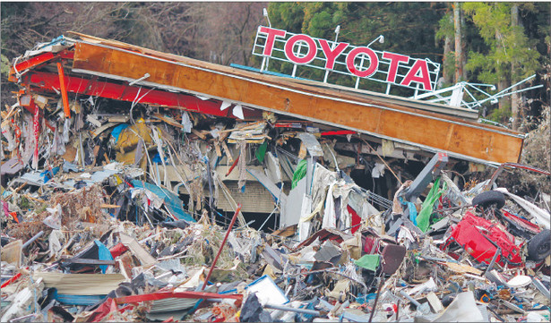 W tej chwili Toyota wykorzystuje jedynie 70 proc. mocy produkcyjnych, to m.in. wynik tsunami Fot. Reuters/Forum