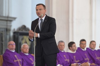 Prezydent: Pogrzeb „Inki” i „Zagończyka” przywraca godność państwu