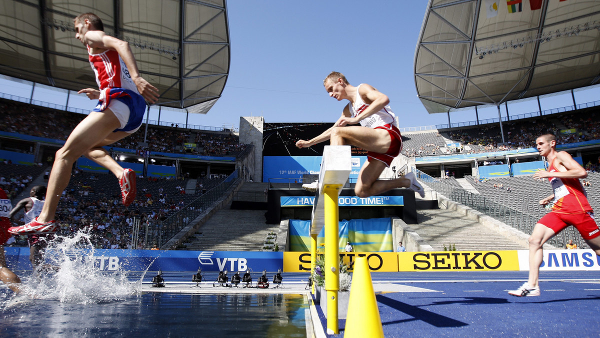 Tomasz Szymkowiak awansował do finału konkurencji biegu na 3000 m z przeszkodami mężczyzn podczas 20. Mistrzostw Europy w Lekkiej Atletyce 2010, które rozgrywane są w Barcelonie. Awansu nie udało się wywalczyć naszemu drugiemu reprezentantowi, Hubertowi Pokropowi.