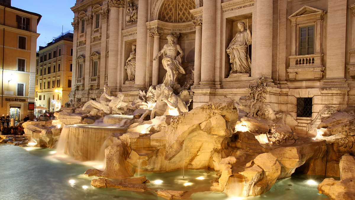 Trzy znane rzymskie zabytki - jedna z fontann na Piazza Navona, Fontanna di Trevi oraz Koloseum - zostały uszkodzone w ostatnich dniach przez wandali - poinformował portal internetowy BBC News.