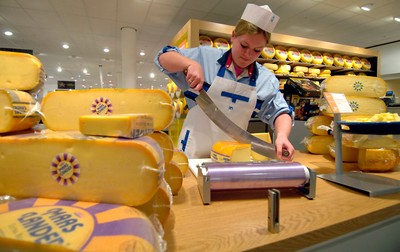 Kolejny przypadek niebieskiej mozzarelli we Włoszech