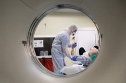 Prawie 1,5 tys. zakażeń na samym Mazowszu. NOWE DANE resortu zdrowia