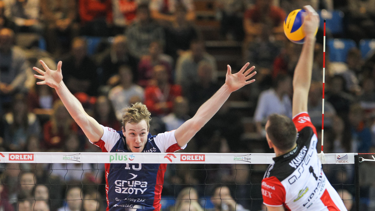 ZAKSA Kędzierzyn-Koźle i Asseco Resovia Rzeszów zagrają w finale PlusLigi w sezonie 2015/2016. W sobotę stało się jasne, że rywalem kędzierzynian w finale będzie drużyna mistrzów Polski, którzy będą bronić złota wywalczonego przed rokiem. Władze ligi ujawniły dokładny terminarz finałów.