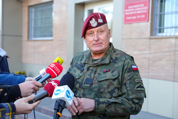 Generał Marek Sokołowski przekazał informacje na temat nieszczęśliwego wypadku podczas szkolenia żołnierzy Wojsk Specjalnych w Tatrach