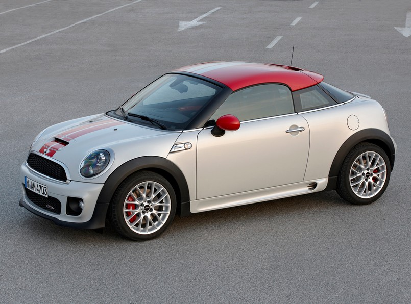 Oto mini coupe