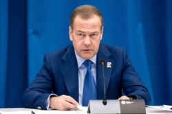 Miedwiediew grozi UE: Jeśli ukradniecie, szaleńcy, pieniądze Rosji, dacie nam powód do wojny