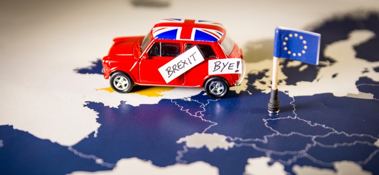 Premier Johnson oficjalnie podpisał umowę handlową z UE
