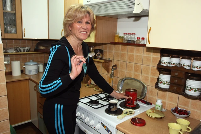 "BILA JE PROSTA I VULGARNA" Slavica Dobrojević SUROVO O ĆERKI Staniji, otkrila detalje iz privatnog života: "Bilo je bolnih i ružnih trenutaka"
