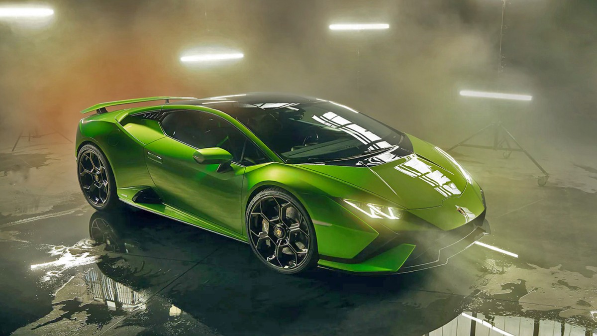 Új logója van a Lamborghininek! Látja a különbséget?