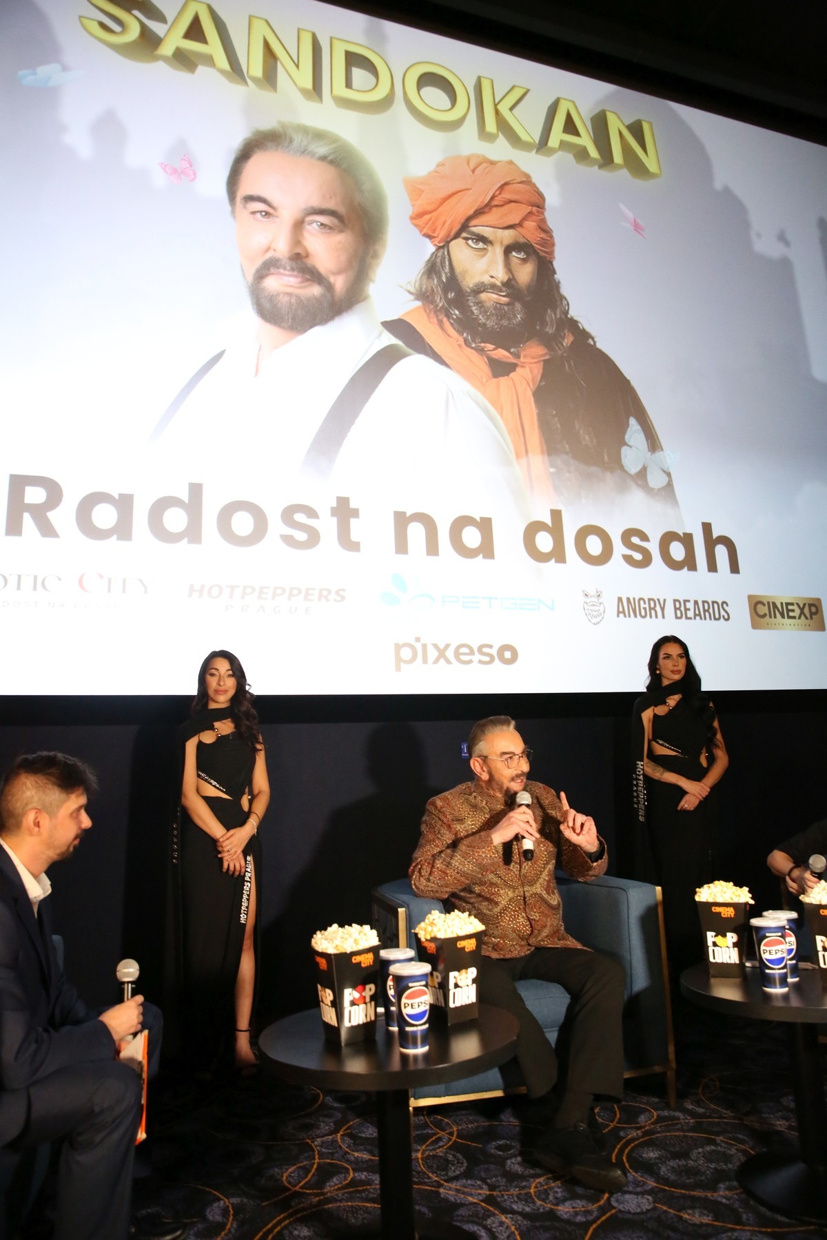 herec Kabir Bedi stvárnil odvážneho piráta Sandokana.