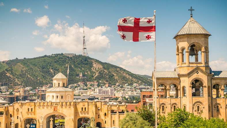 Stolica Gruzji – co zobaczyć w Tbilisi? Atrakcje, pogoda, loty