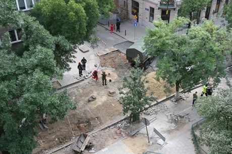 WARSZAWA 04.08.07 - BOMBA NA HOZEJfot. lech marcinczak