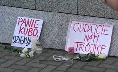 'Wprowadzono nam stan wojenny'. Protest po odwołaniu dyrektora Trójki [WIDEO]