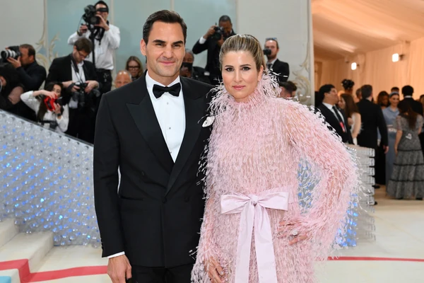 Rodžer i Mirka Federer na slici sa SVE ČETVORO DECE i baš imaju čime da se pohvale: Blizanci i bliznakinje od roditelja uzeli samo NAJBOLJI DEO GENETIKE