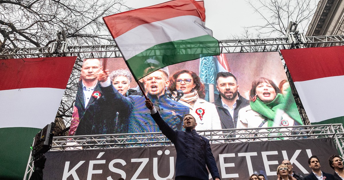 Holnap indul a TISZA Párt 12+1 kérdéses szavazása - online és személyesen is ki lehet majd tölteni