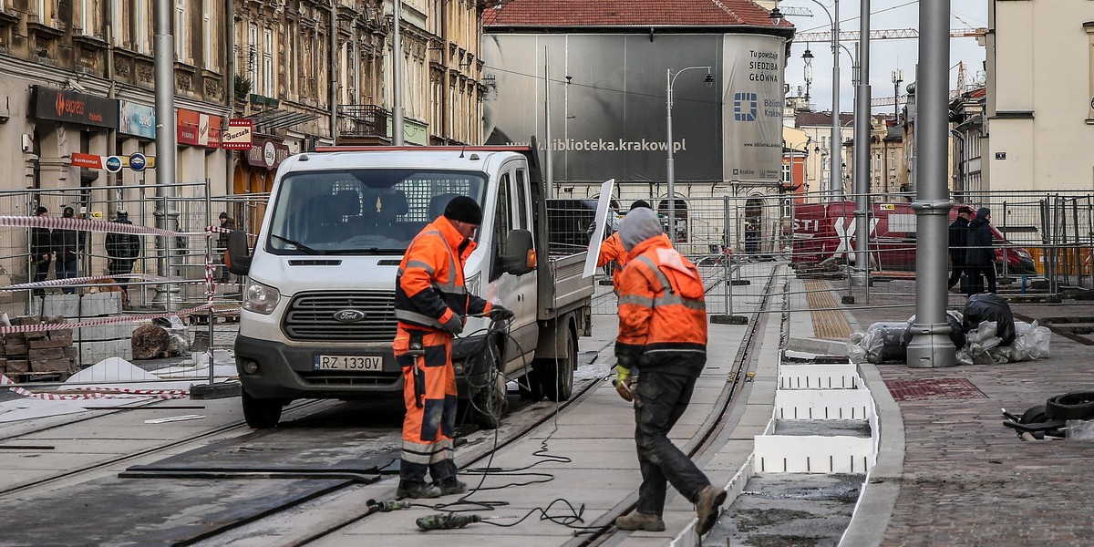 Remont Krakowskiej mocno opóźniony