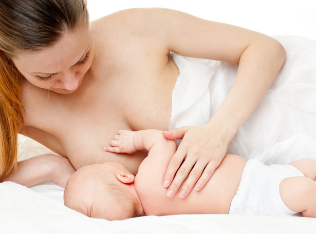 Piękne piersi po ciąży i karmieniu: nieinwazyjne zabiegi medycyny estetycznej
