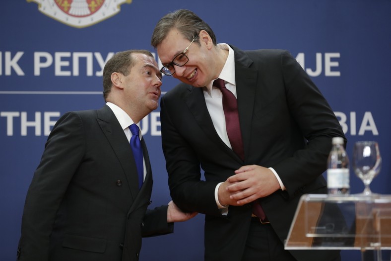 Premier Rosji Dmitrij Miedwiediew i prezydent Serbii Aleksandar Vučić