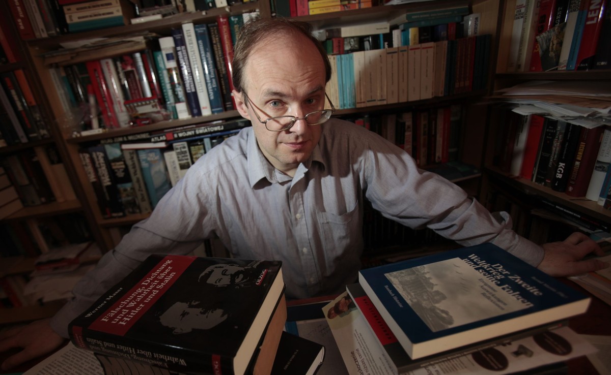 Prof. Żerko: Polska została brutalnie pozbawiona reparacji wojennych od Niemiec. Szanse na odszkodowanie są nikłe [WYWIAD]