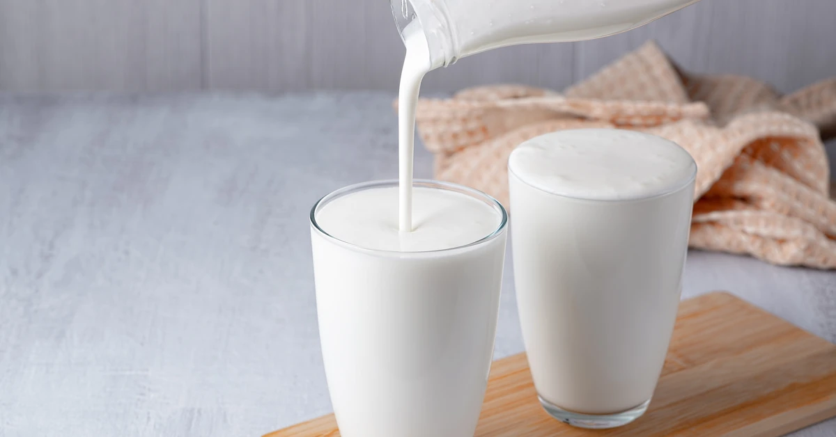 Dodaj to do kefiru i pij po przebudzeniu. Kilogramy szybko polecą w dół