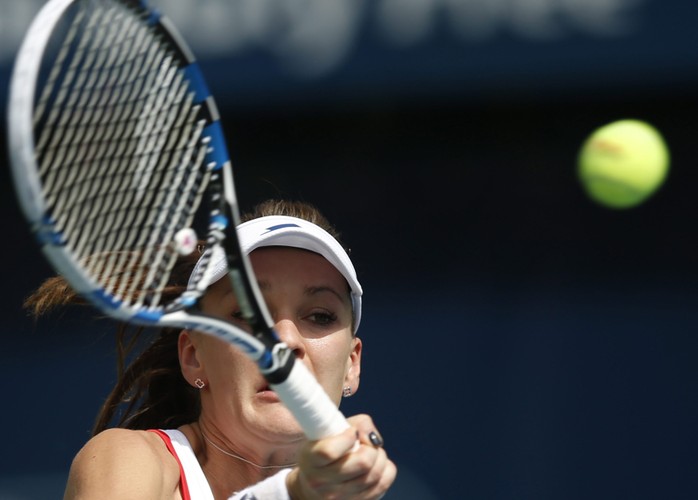 Chora Agnieszka Radwańska awansowała do III rundy turnieju w Dubaju