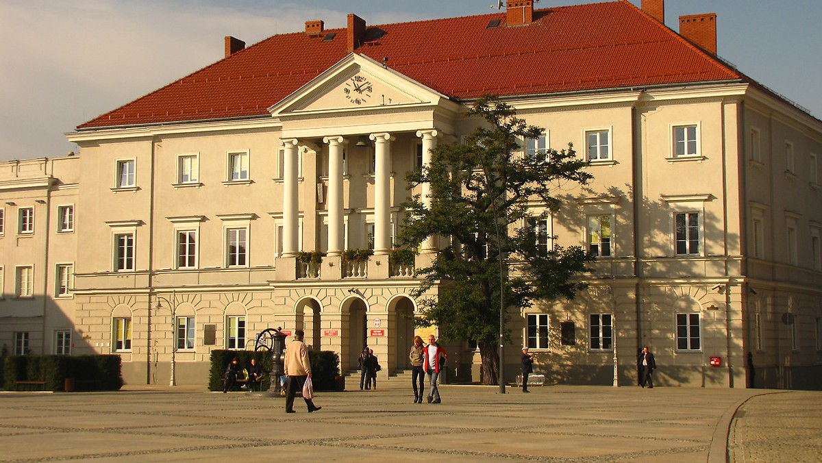 Kielecki ratusz sprzedaje samochody - w tym Audi Lubawskiego