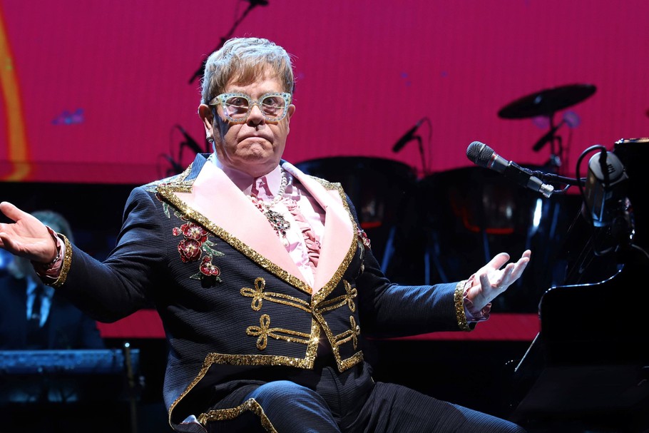 Elton John swego czasu ogłosił bankructwo