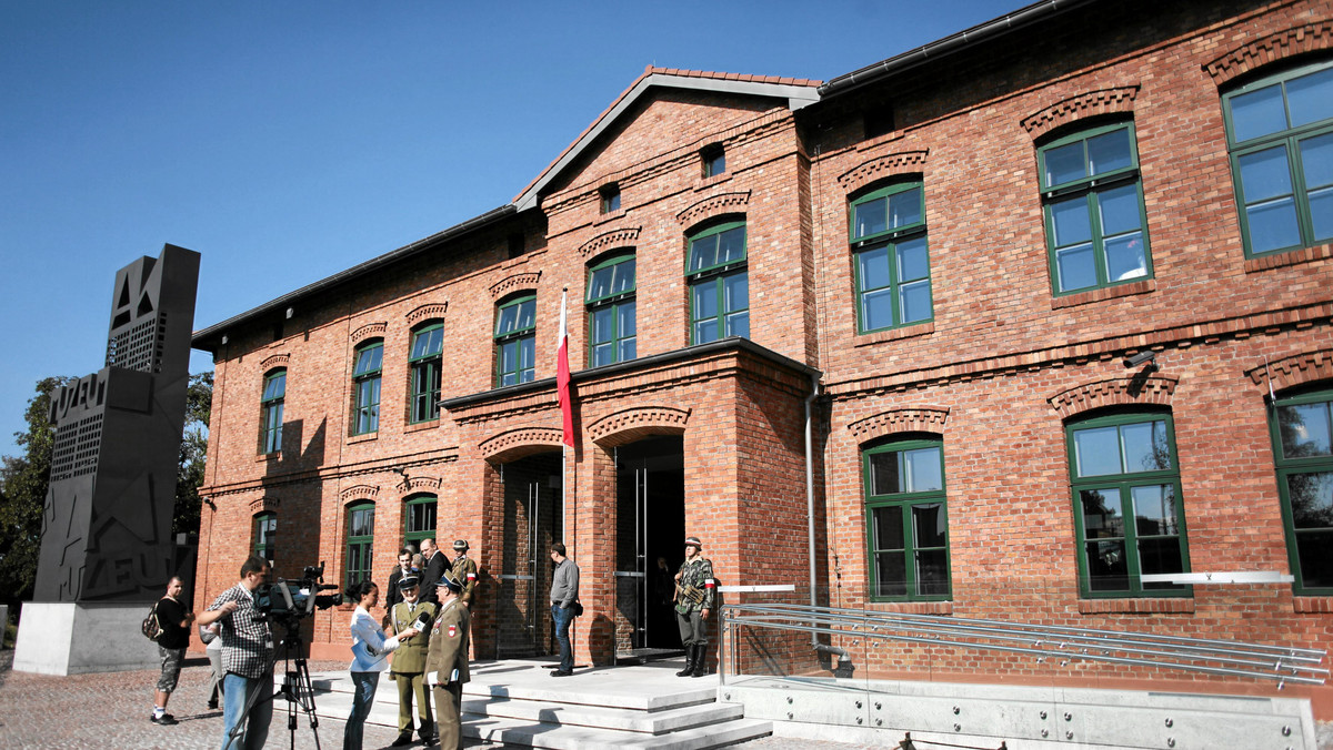 Muzeum Armii Krajowej im. Generała Emila Fieldorfa "Nila" zostało wyróżnione w konkursie Stowarzyszenia Architektów Polskich (SARP) za najlepszy zrealizowany architektonicznie obiekt w Polsce w 2011 r. W rywalizacji uczestniczyło 55 projektów.