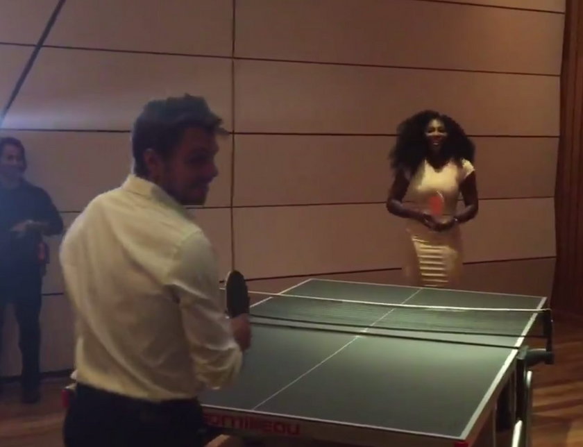 Serena Williams zagrała w tenisa stołowego z... Wawrinką! WIDEO