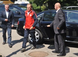 Premier Tusk zjadł śniadanie z pogromcami Rosjan