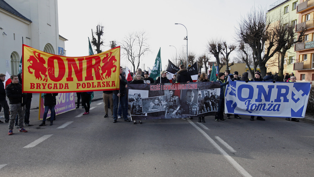 Prokuratura Rejonowa Białystok-Południe rozpoczęła dziś postępowanie sprawdzające zanim podejmie decyzję, czy wszczęte będzie śledztwo w sprawie sobotnich obchodów 82. rocznicy powstania ONR, zorganizowanych w tym mieście. Na decyzję ma miesiąc.