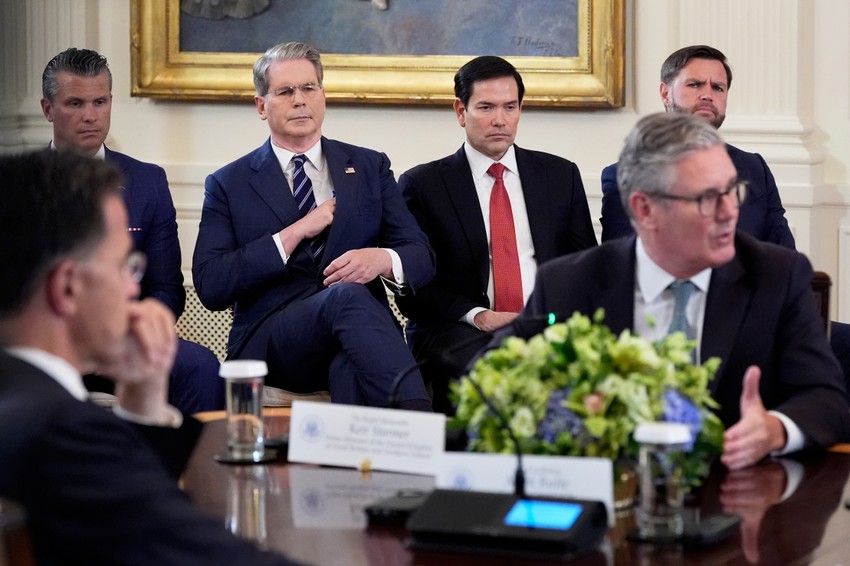 Samit u Beloj kući 18. avgusta