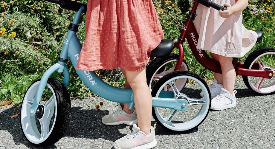 Pierwszy rowerek biegowy dla dziecka — popularne modele