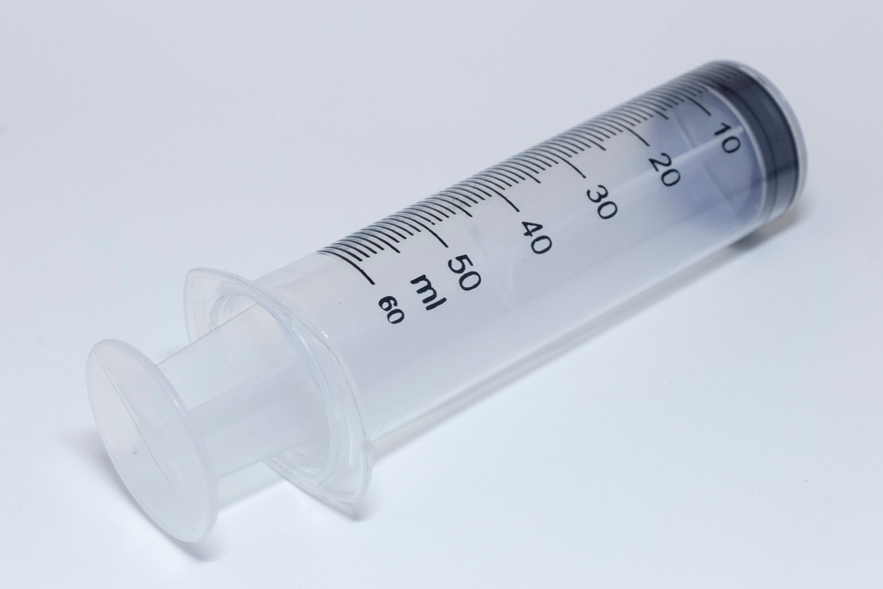 Táto striekačka ukazuje približné množstvo krvi, ktoré vylúčime.