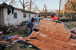 Tornado w Alabamie zabiło co najmniej sześć osób