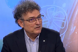 SRPSKI NEUROLOG OTKRIVA koja HRANA I PIĆE izazivaju GLAVOBOLJU: "JAK MIRIS iz tih namirnica je okidač", a da to skoro niko ne zna -  a OVAJ SIMPTOM nikada ne ignorišite, odmah se javite lekaru