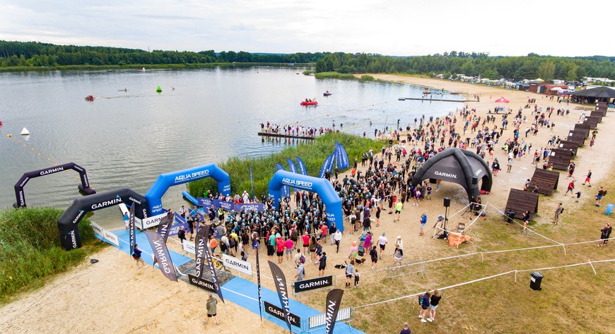 Zawody triathlonowe w pięknej scenerii - z tego m.in. słynie Syców. 