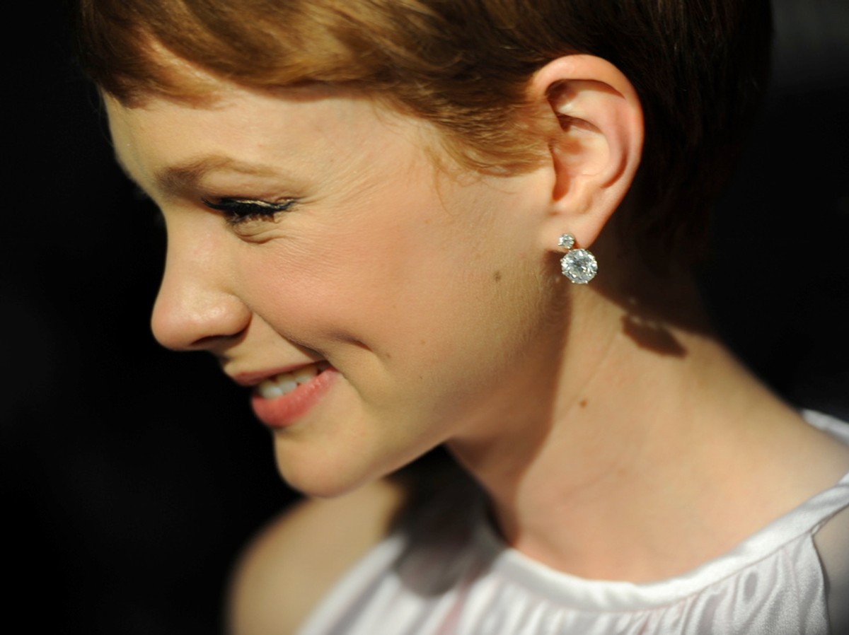 Trzech panów w kolejce do Carey Mulligan