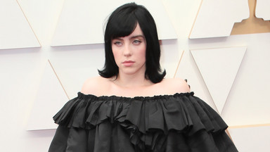 Billie Eilish w kontrowersyjnej sukni na Oscarach. Fani: wygląda jak postać z horroru