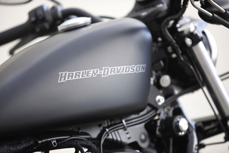 Harley-Davidson przedstawia Sportster Iron 883