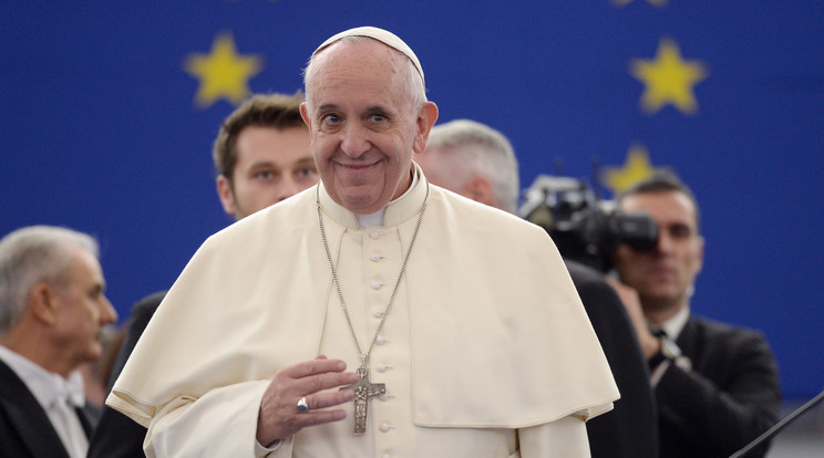 Ferenc pápát rangos nemzetközi elismeréssel tüntetik ki/Fotó: AFP