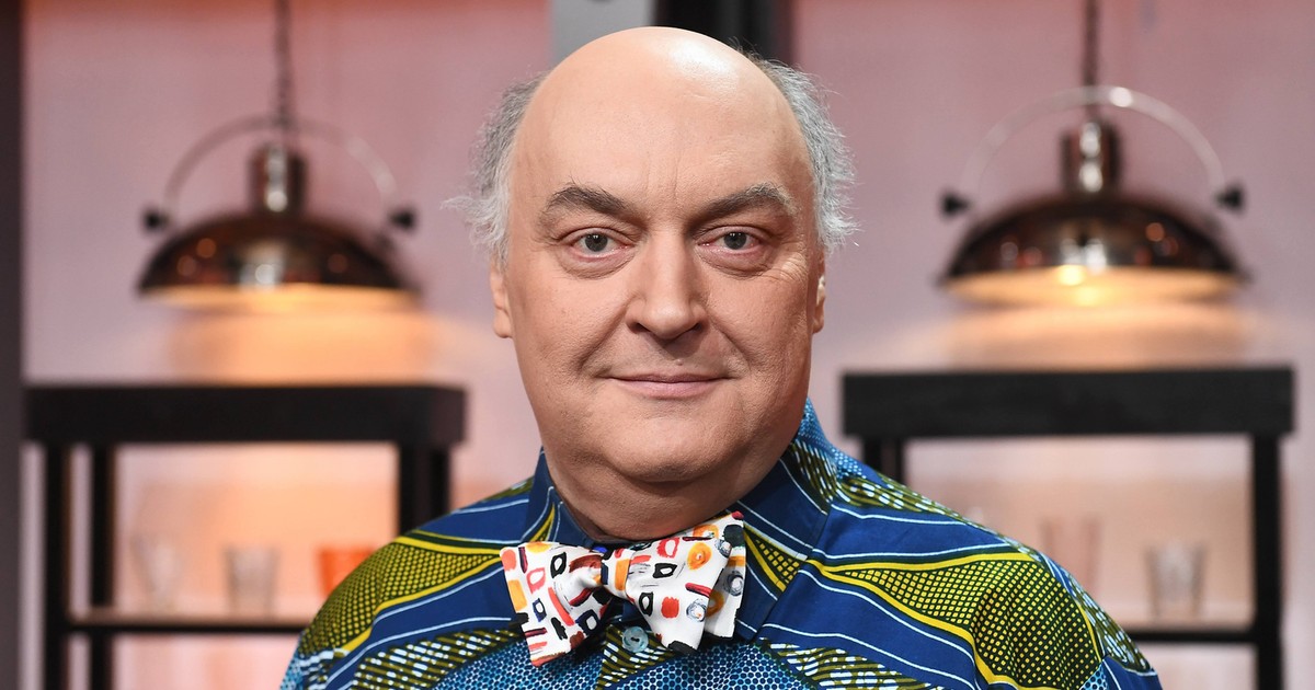 "Ozorki dla plebsu, szynka dla klasy średniej". Maciej Nowak bezlitośnie o modach kulinarnych