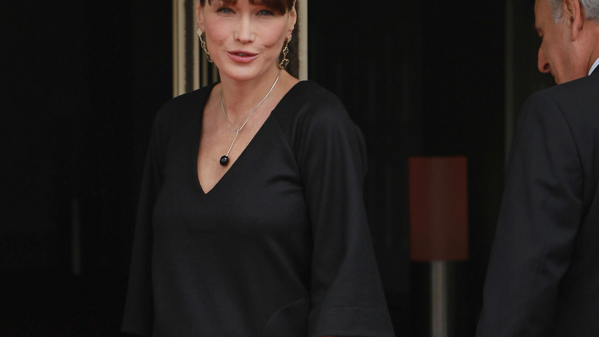 Carla Bruni apeluje, by nie publikować zdjęć jej dzieci