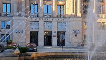 KSeF. Ministerstwo Finansów zapewnia, że nie będzie przesunięcia