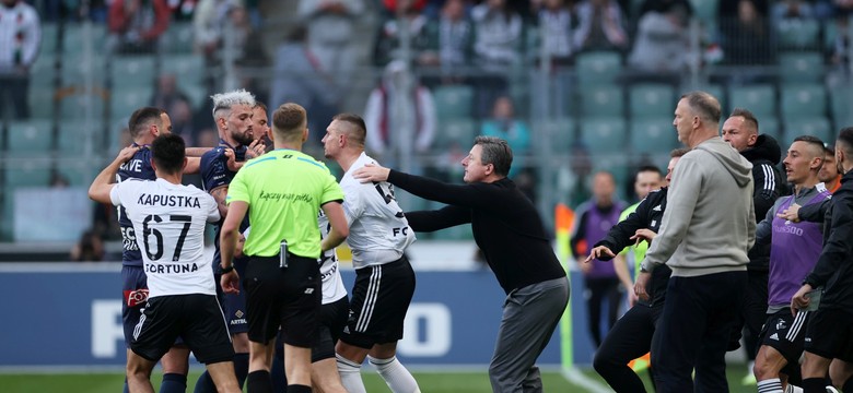 Na boisku "iskrzyło". W meczu Legii i Lecha padły 4 bramki, ale na końcu cieszył się... Raków [WIDEO]